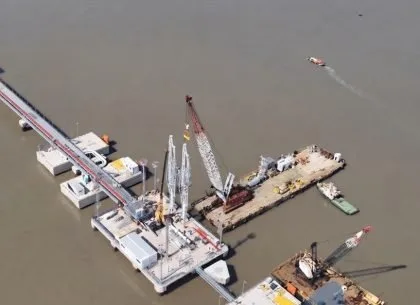 Obras del muelle de Puerto Rosales, Buenos Aires, Argentina. Archivo de septiembre de 2026; no corresponde a un embarque actual.